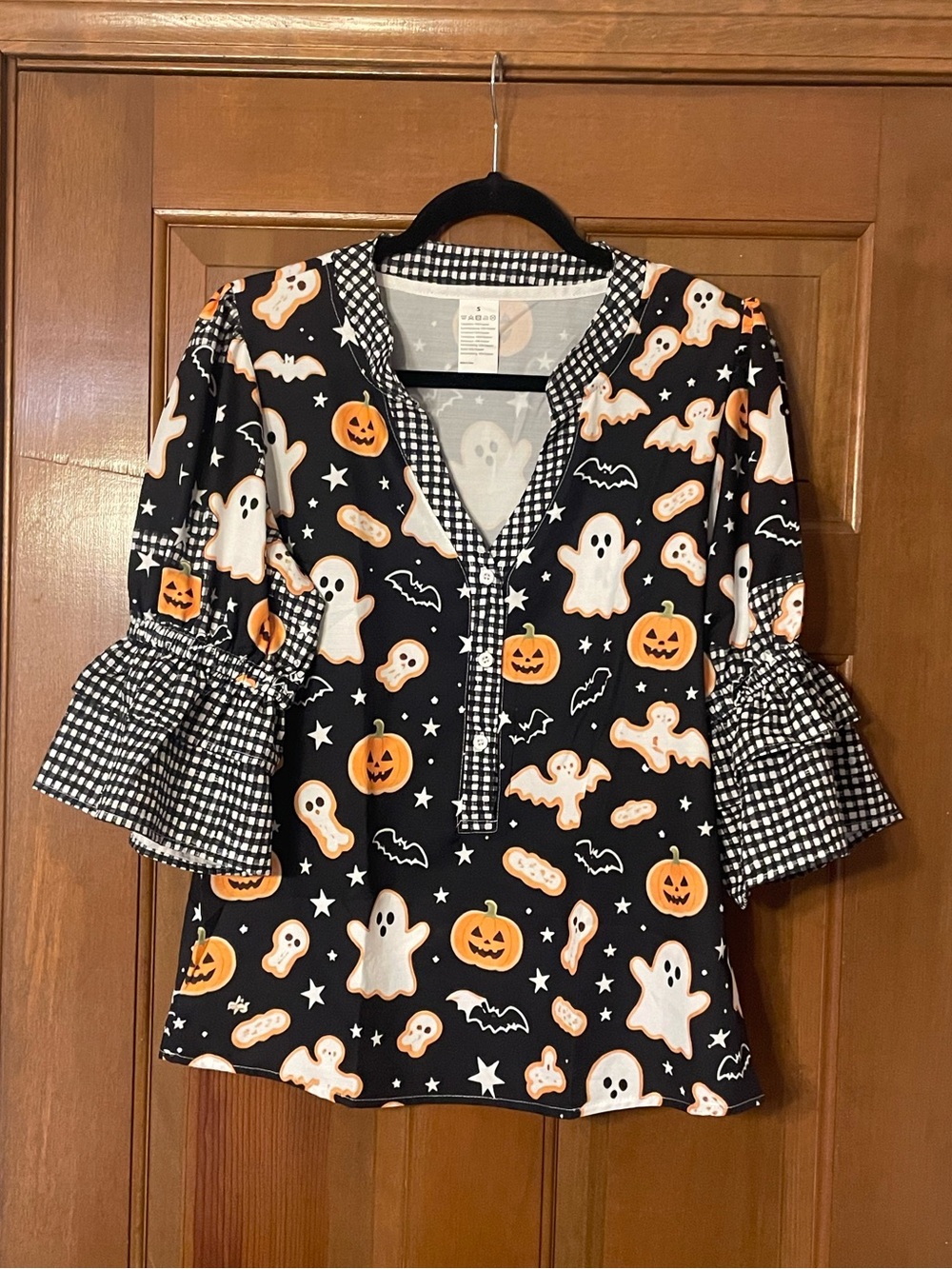 NWT Women’s Halloween Ghost & Pumpkin Top with Gingham Trim Size Small